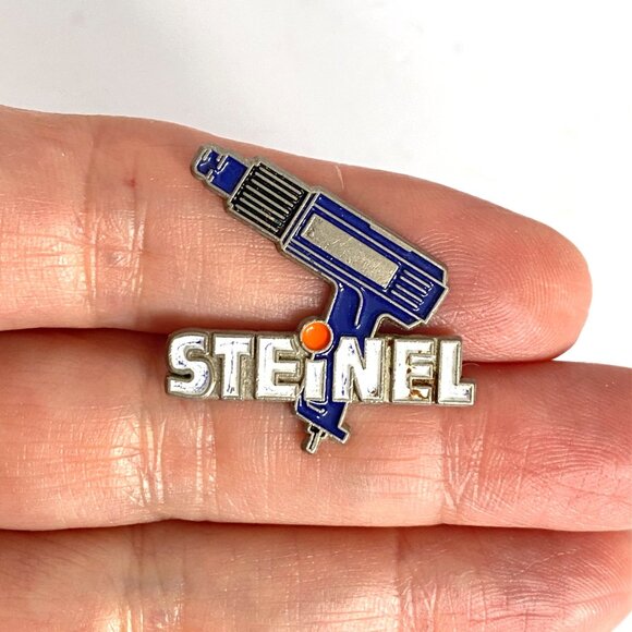 Steinel Heat Gun Enamel Pin Advertising Badge With Secure Clasp - Picture 2 of 4